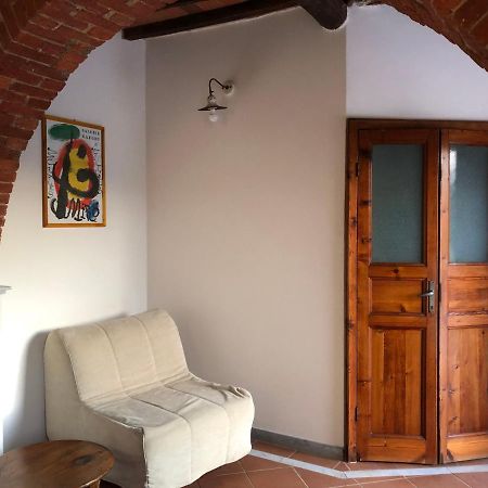 Galleria Ars Apua Bed & Breakfast Carrara Bagian luar foto
