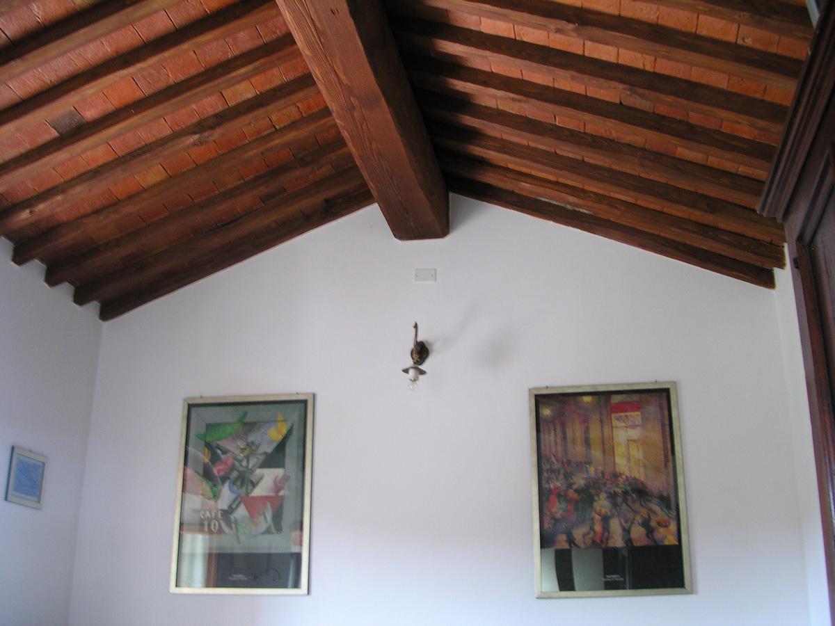Galleria Ars Apua Bed & Breakfast Carrara Bagian luar foto
